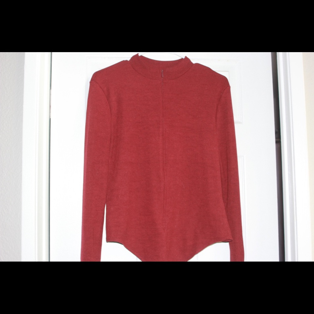Maroon ribbed bodysuit with zipper